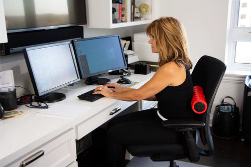 foam roller with vibration technology, multisetting vibration in a foam roller, vibrating foam roller for muscle soreness, vibrating foam roller for muscle tension.