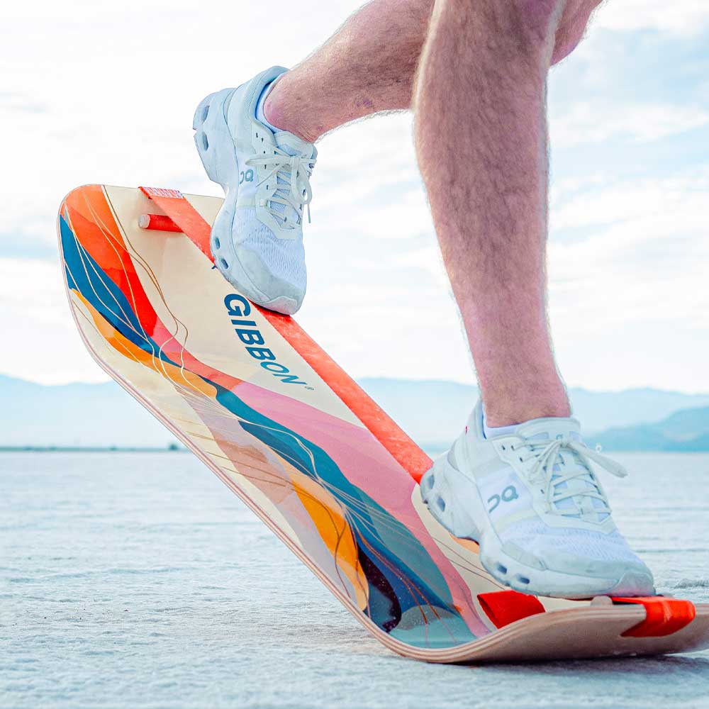 Demonstration of outdoor use of the freestyle trick balance board SlackBoard